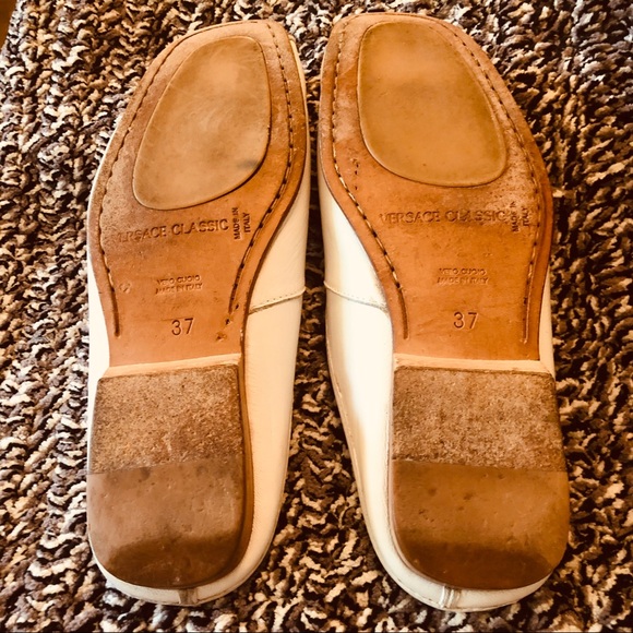 VERSACE CLASSIC MULES FROM ITALY - Picture 5 of 6